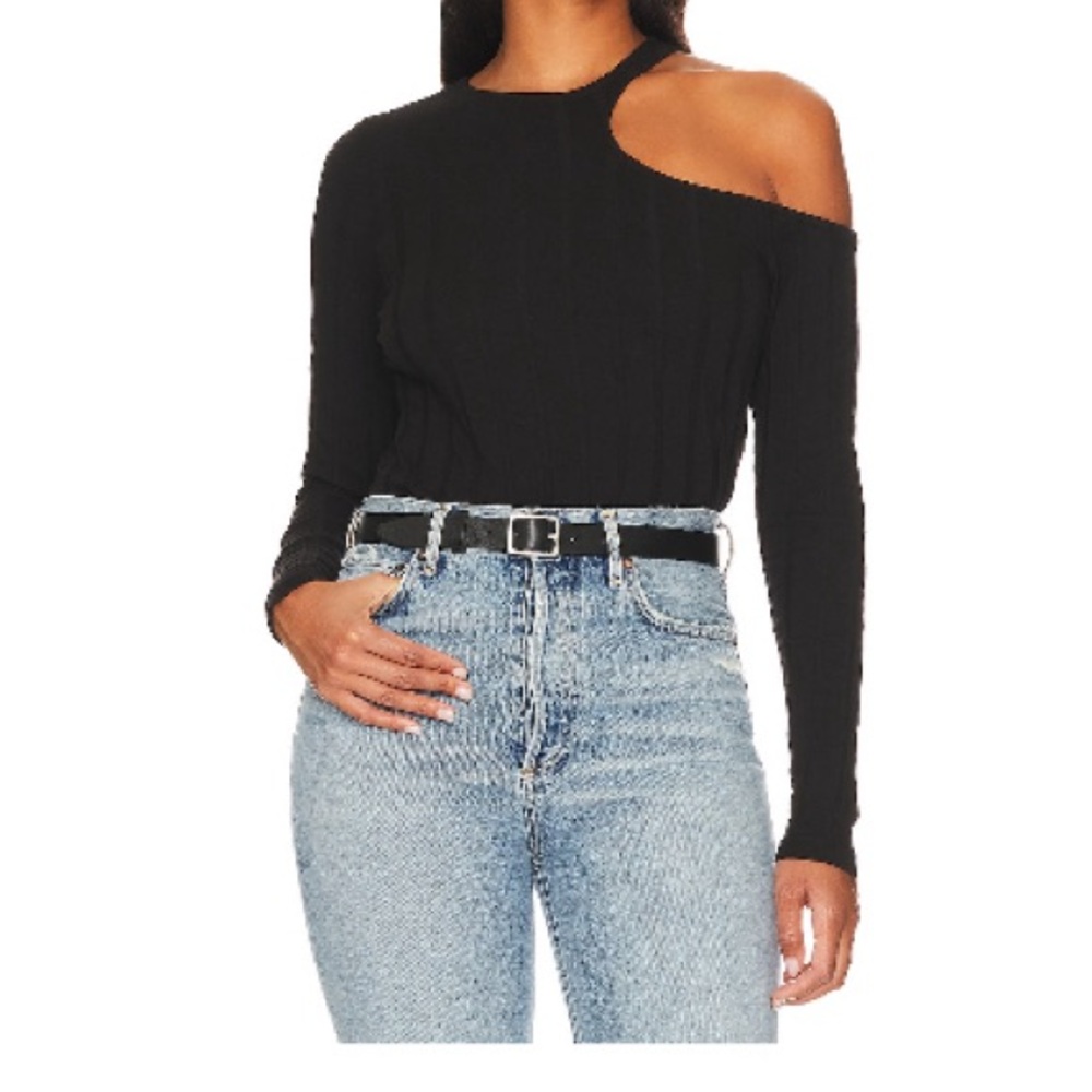 Monrow flat rib asymmetrical top